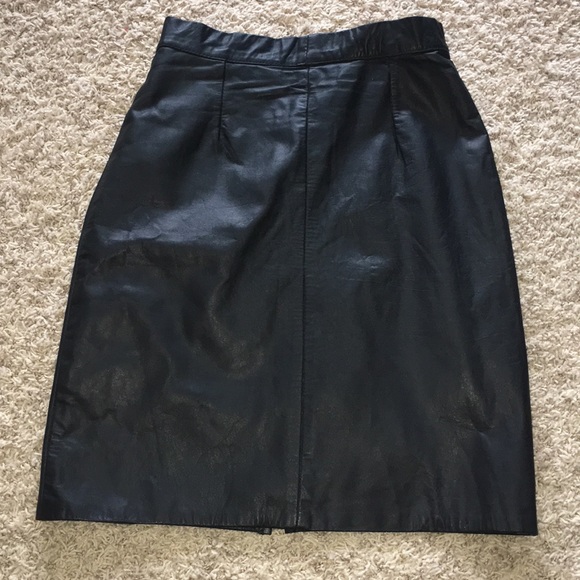 Black leather skirt sz S - Picture 1 of 3